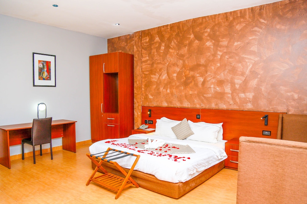 Midindi Hotel 13/61