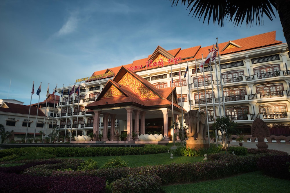 REGENCY ANGKOR HOTEL 2/50