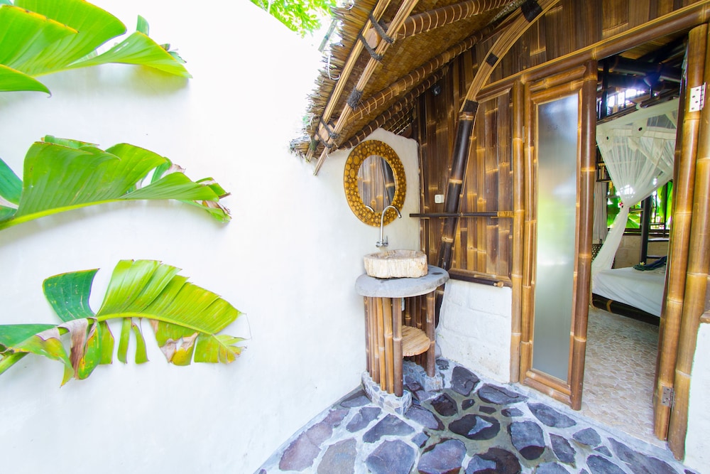 Le Bamboo Bali 22/68