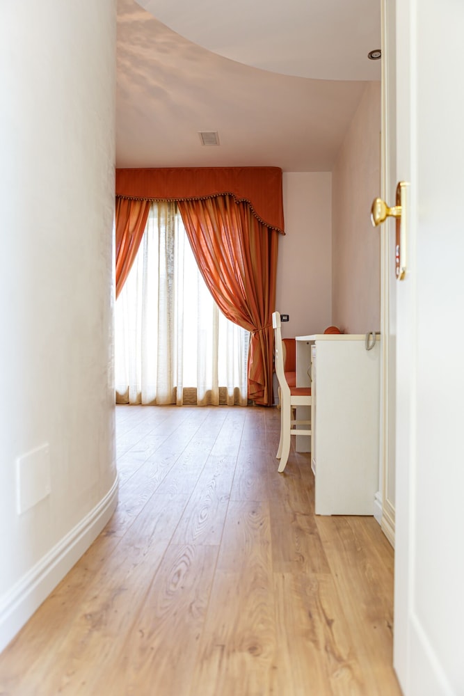 Hotel Villa Sofia 4/51