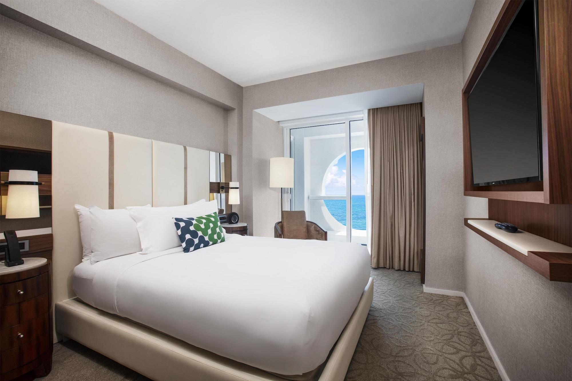 2 Bedrooms, Residence, Suite, Ocean Front، Conrad Fort Lauderdale Beach 2/7