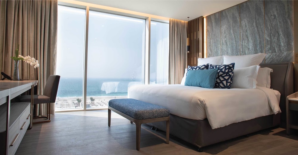 1 BEDROOM, OCEAN, SUITE