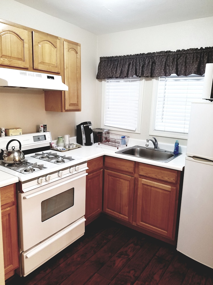 Los Gatos Garden Inn Hotel 37/50