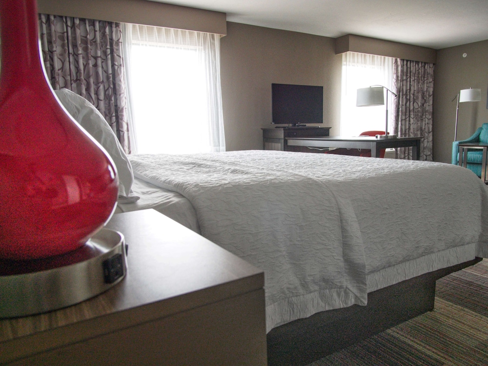 Hampton Inn Suites Moore Ok 14/38