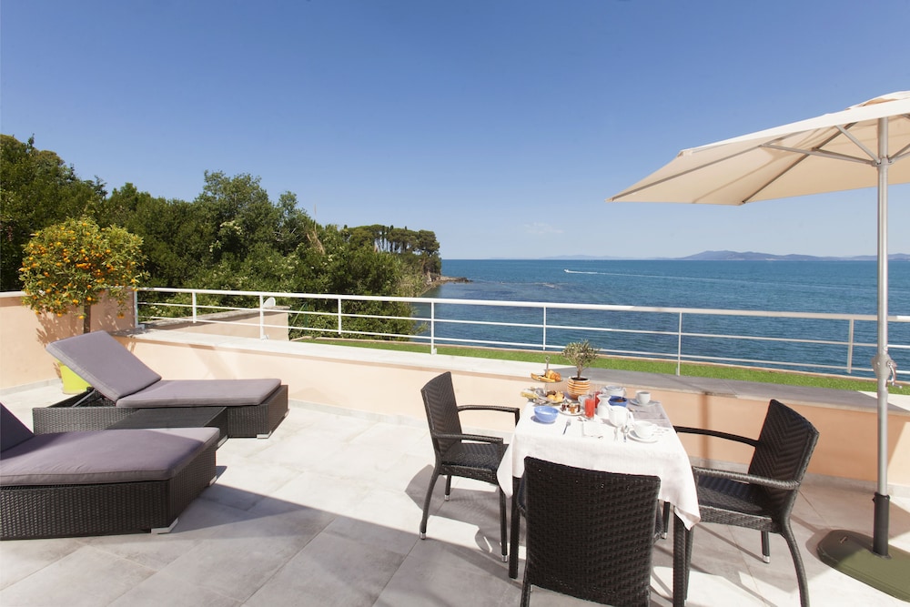 Hotel Villa Domizia 31/58