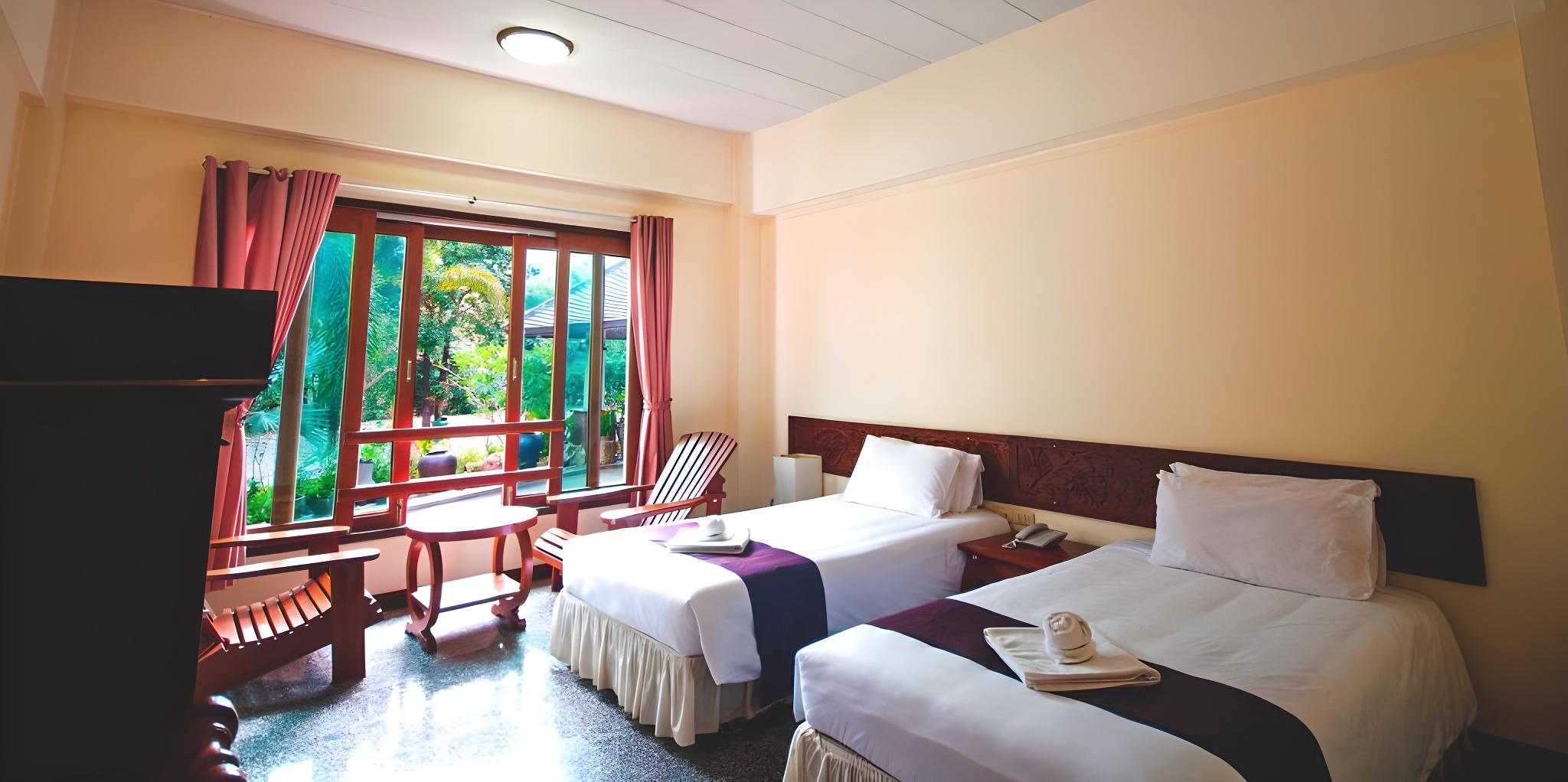 Superior, Twin Beds