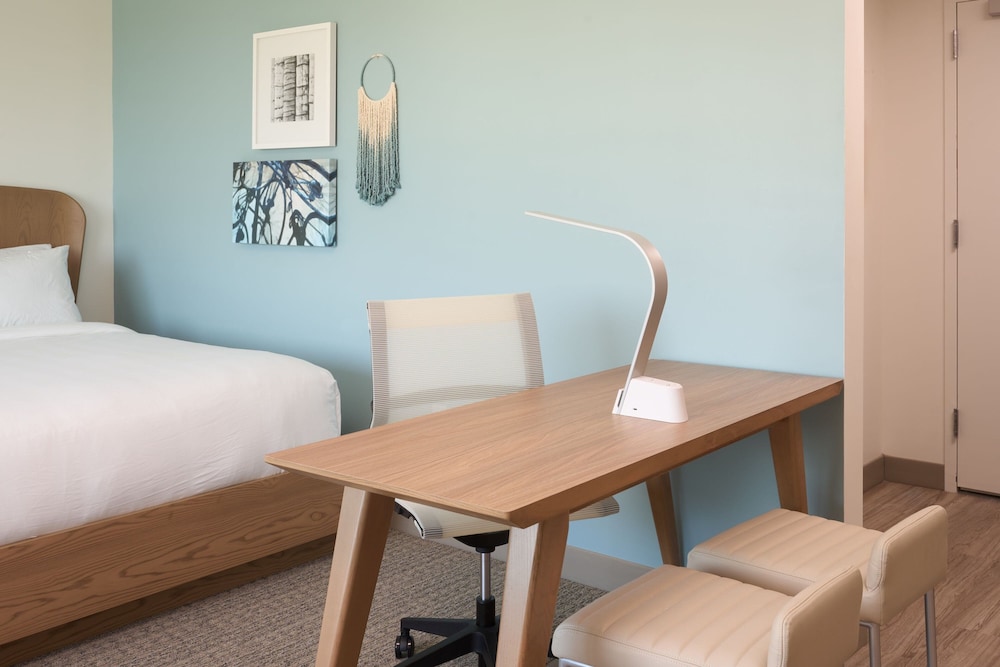Element Melbourne Oceanfront 42/57