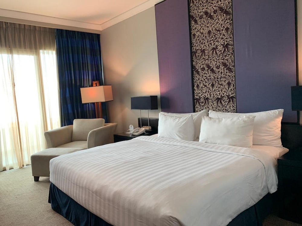 Surya Hotel Cottages Prigen 9/52