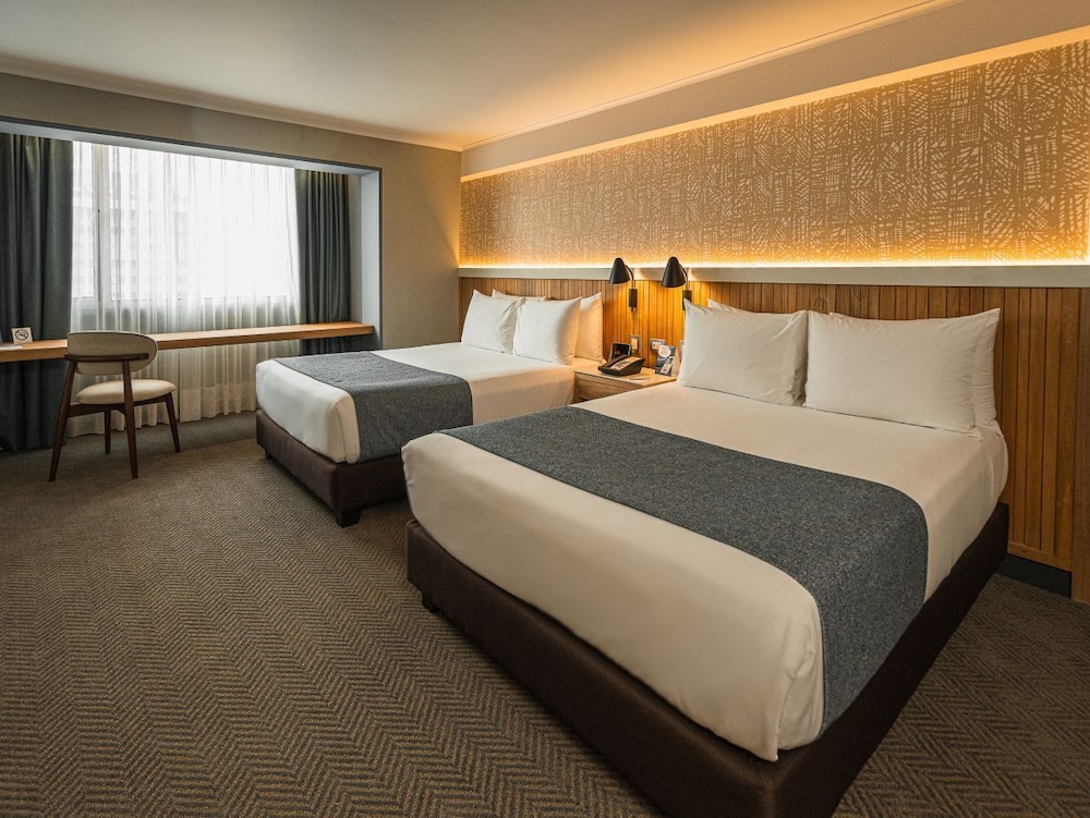 ROOM, 2 QUEEN BEDS