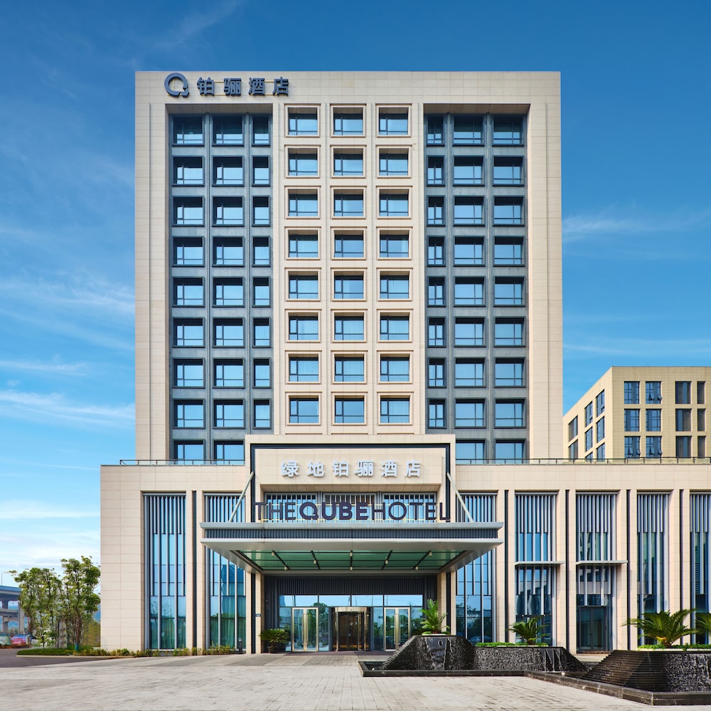 The QUBE Hotel Ningbo North 3/45