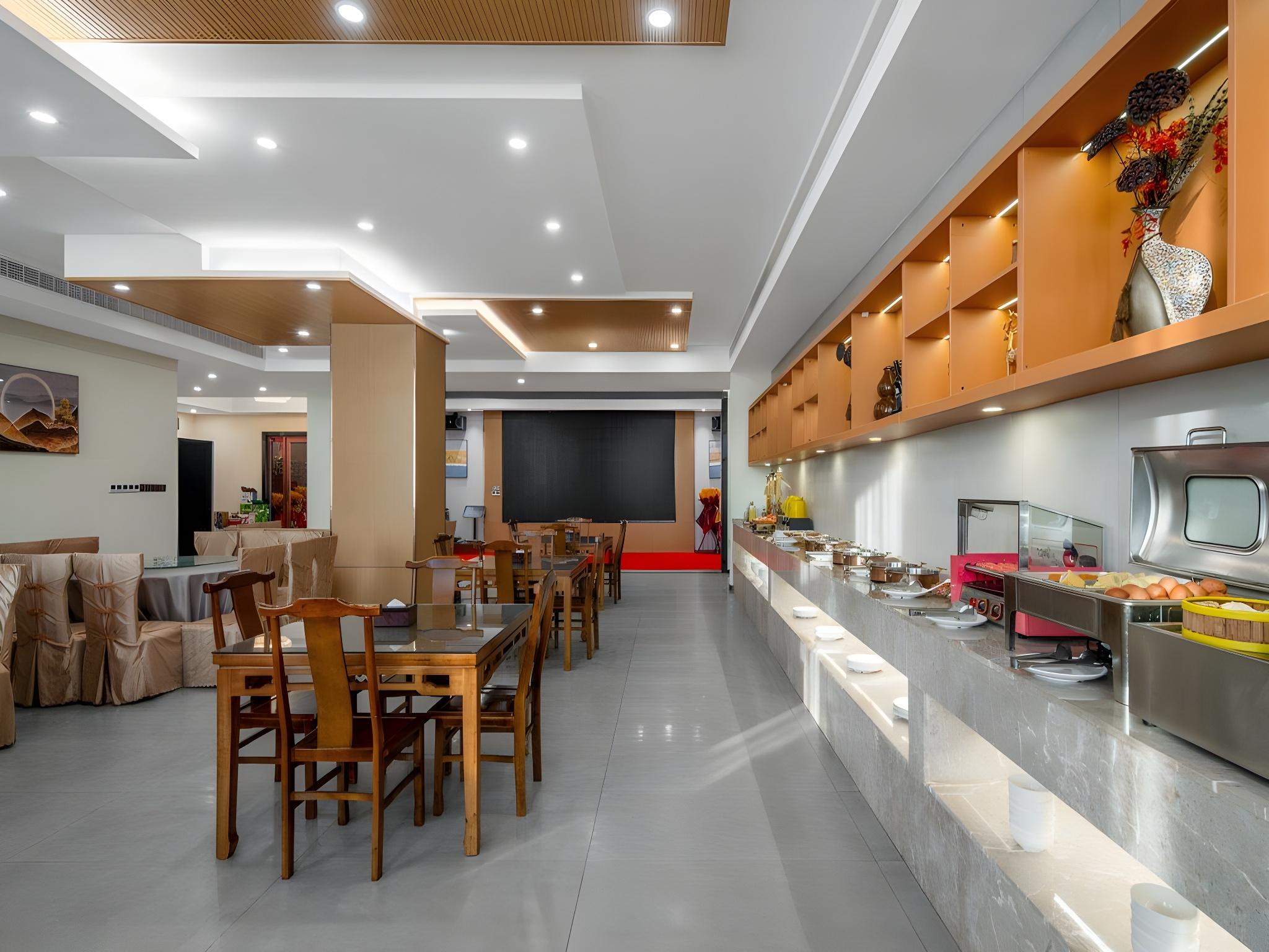 Chonpines Hotel (Yancheng Airport) 27/31