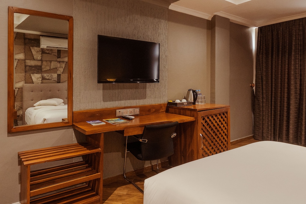 Tanga Beach Resort & Spa 40/50