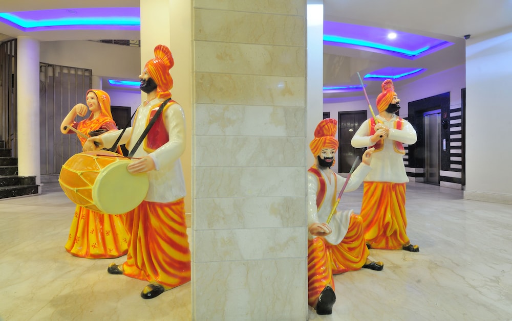 Oyo 11352 Hotel Shanti Villa 5/61