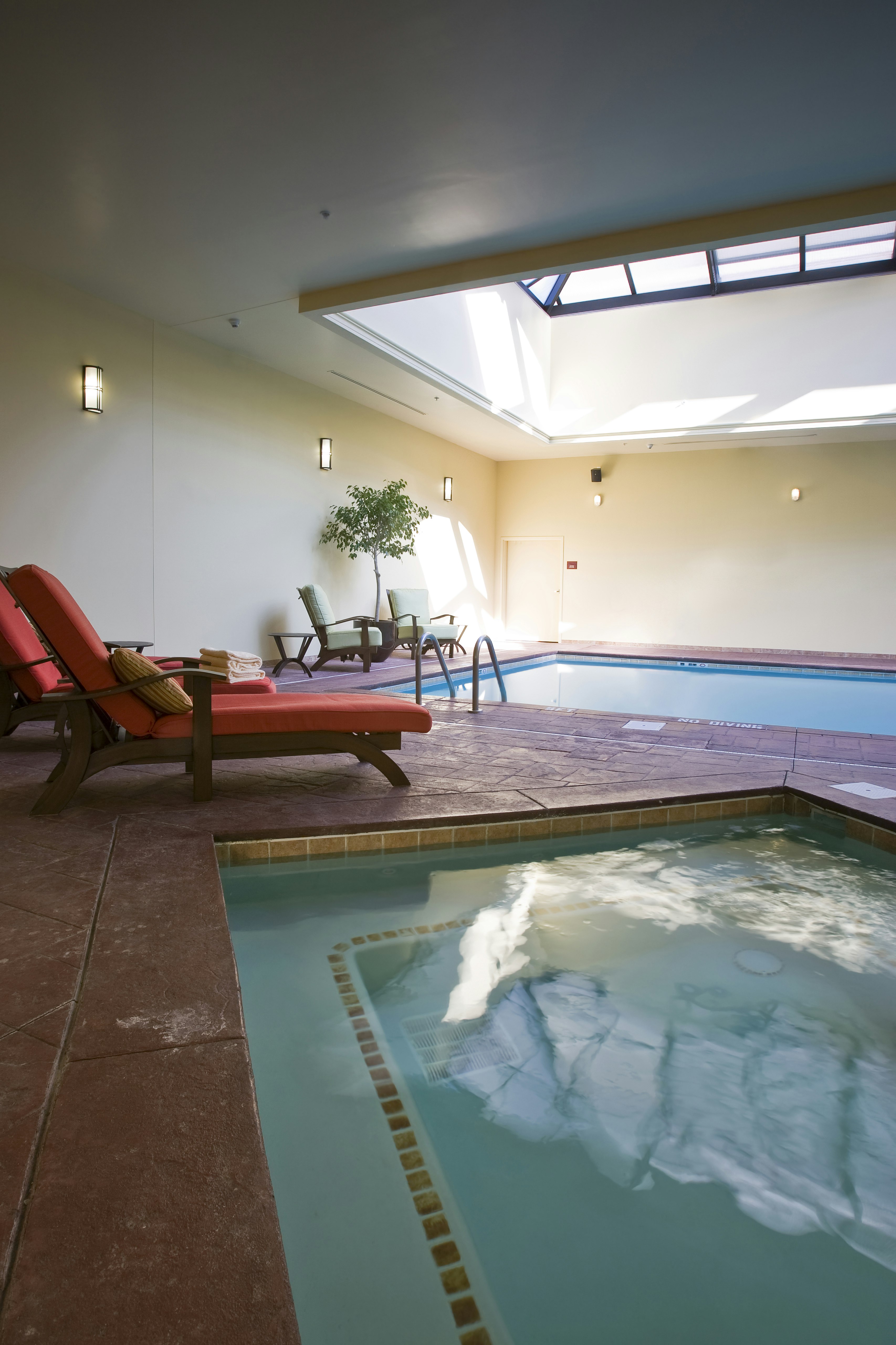 DoubleTree by Hilton Hotel Asheville Biltmore 30/68