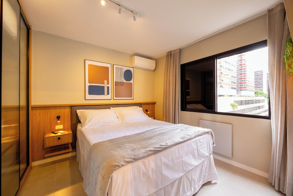 The Landmark Residence 22/77