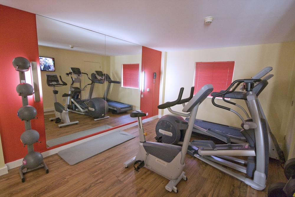 Ramada by Wyndham London North M1 16/40