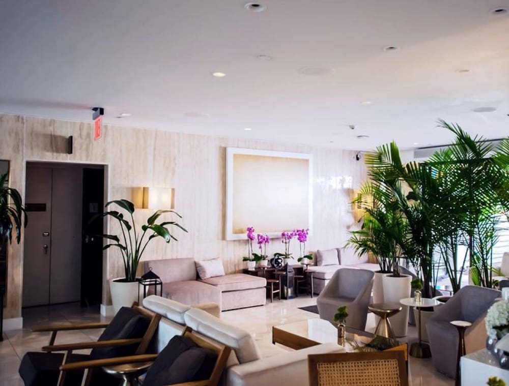 CODA Williamsburg (ex McCarren Hotel and Pool) 71/85