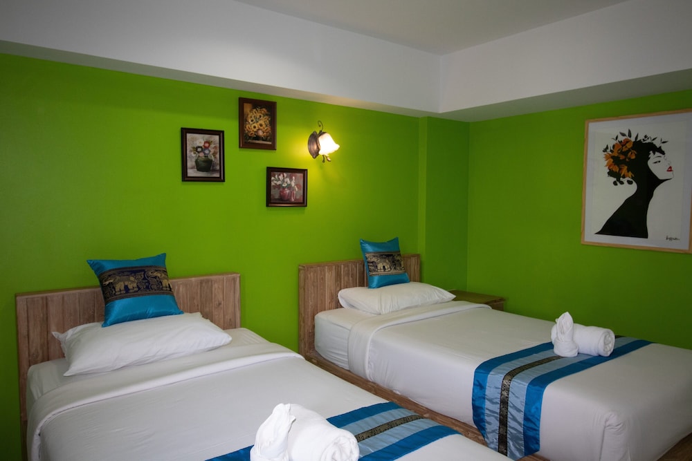 Chinda Boutique Hotel 16/56