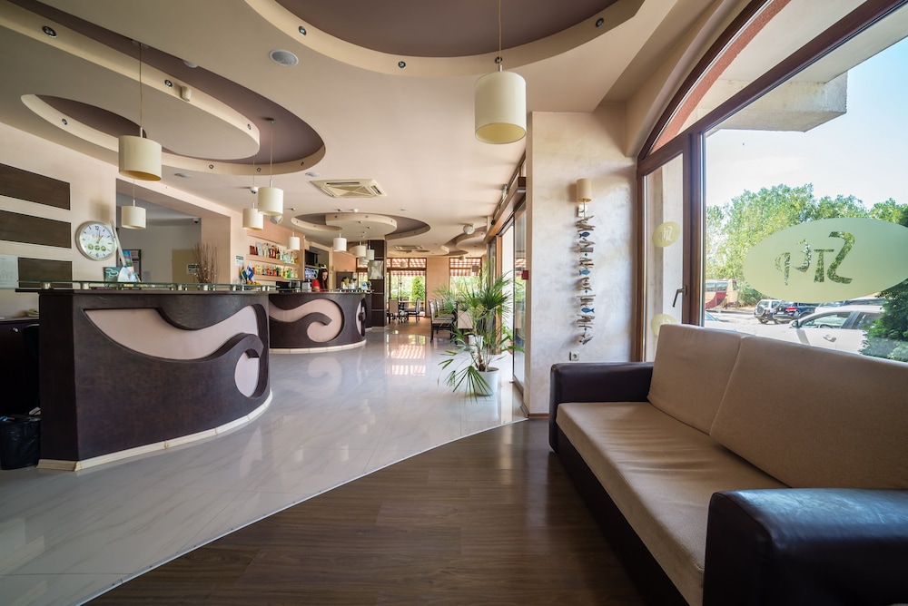 Step Hotel 32/45