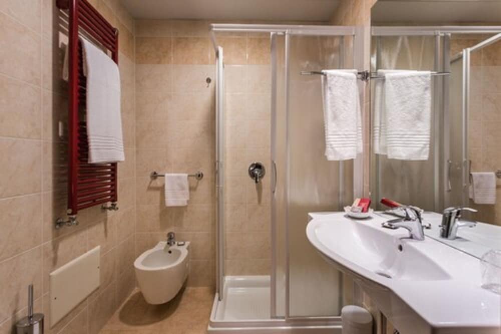 La Villa, Sure Hotel Collection by Best Western 23/76