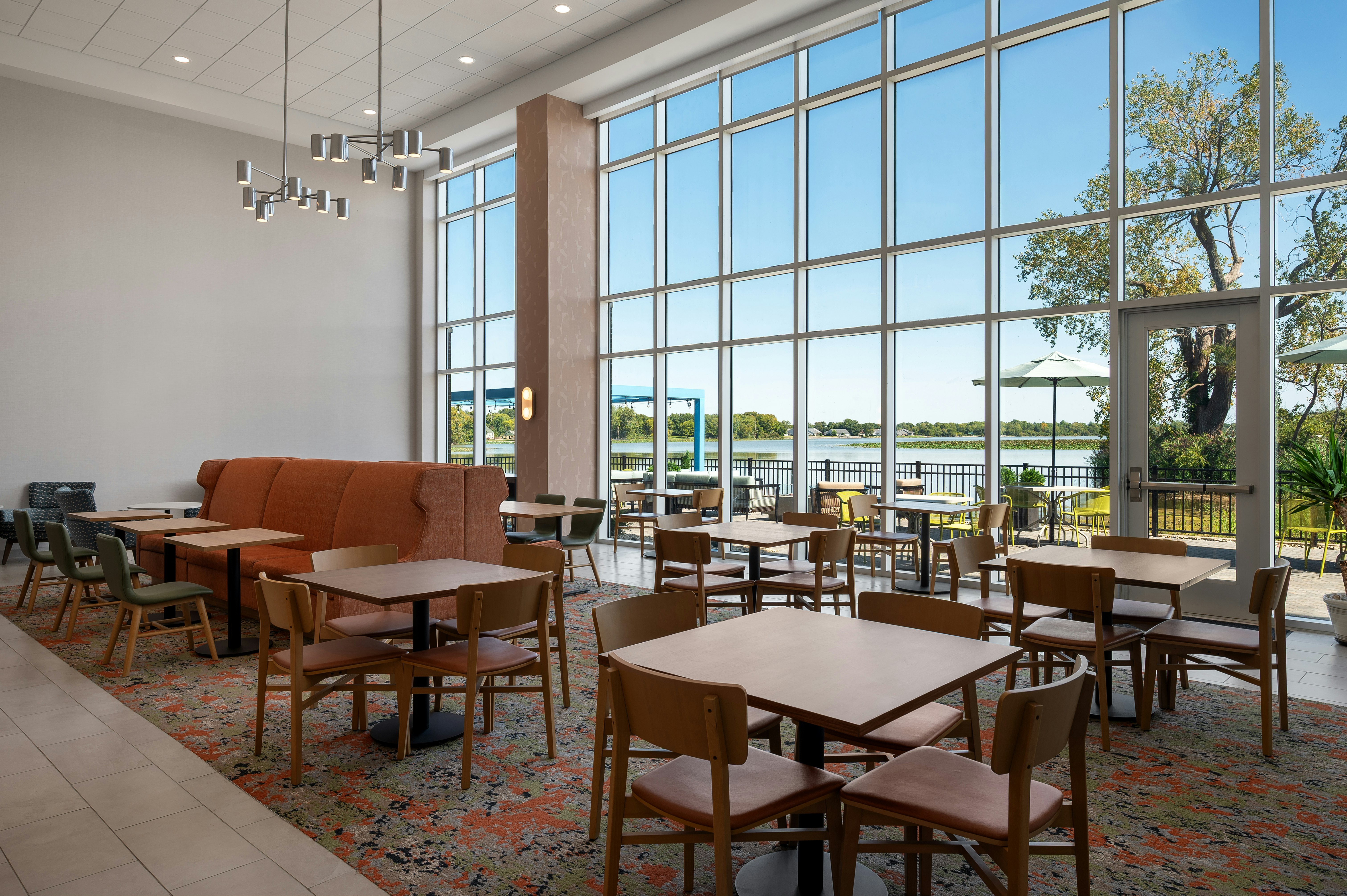 Hampton Inn & Suites by Hilton Port Clinton Catawba Island 25/39