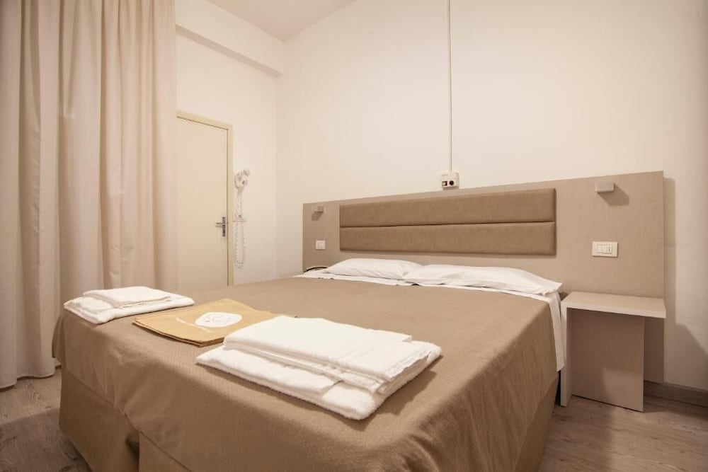 Hotel Lux 29/41