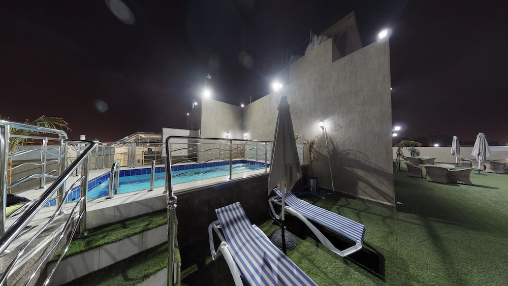 فندق سيتي فيو من كراون تاون(City View Hotel) 45/48