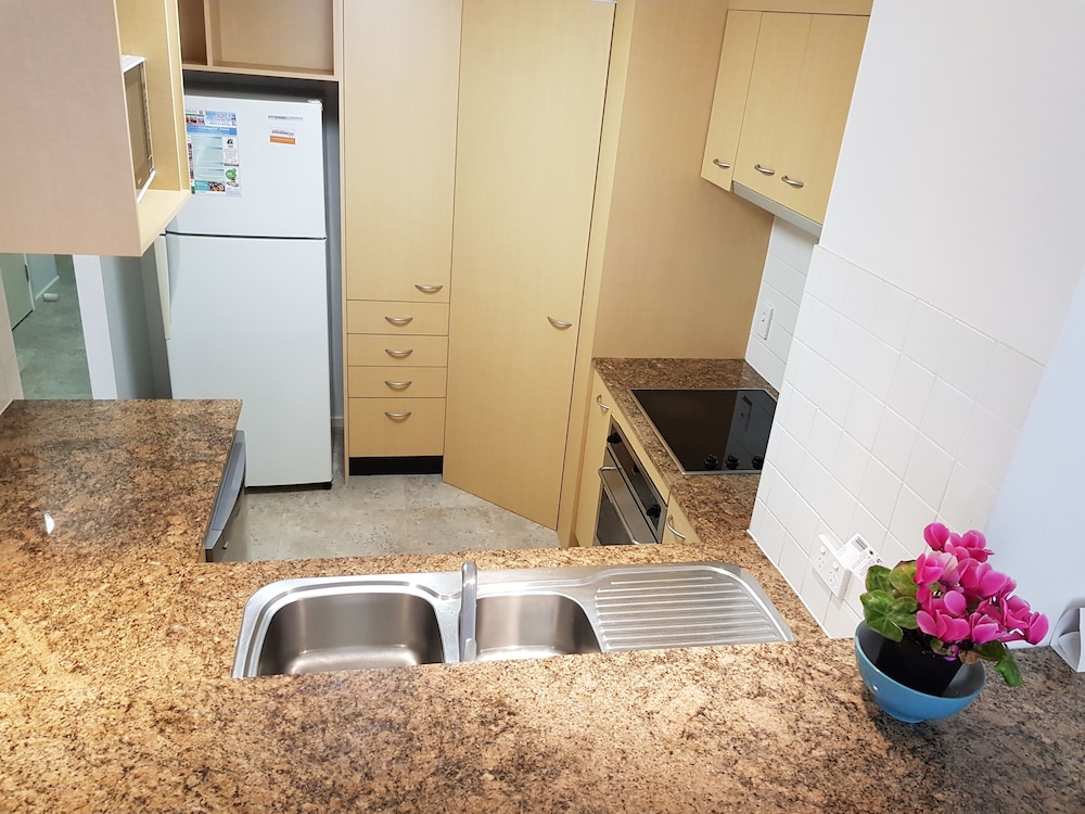 Kirra Beach Apartments 40/78