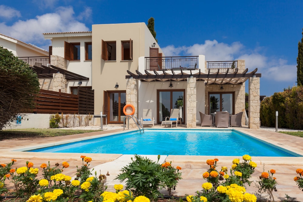 Aphrodite Hills Rentals - Junior Villas 5/50