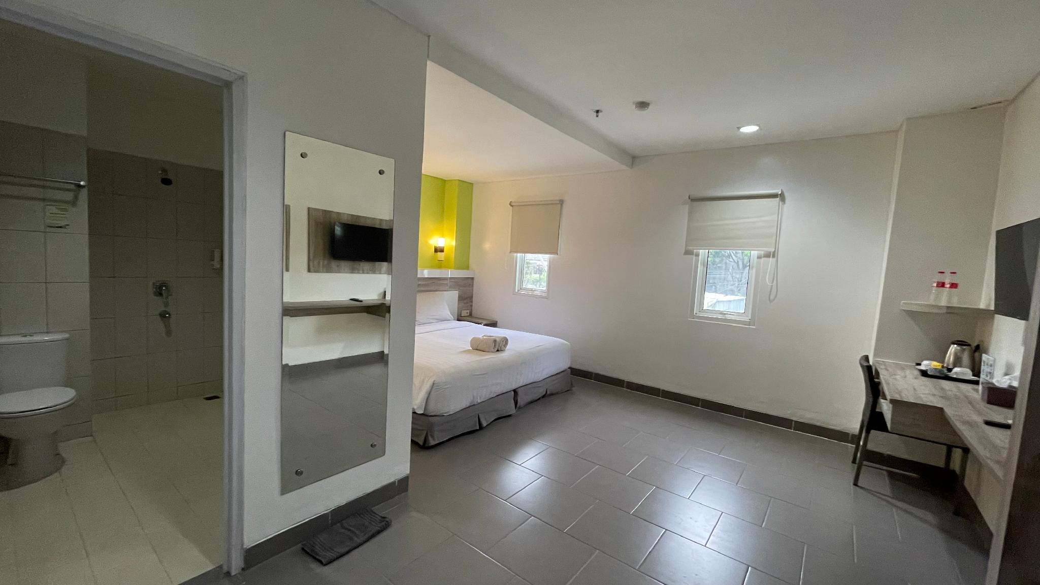 Hollywood, Deluxe, King Bed