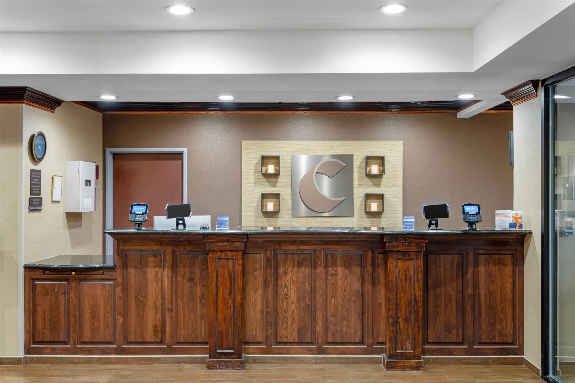 Comfort Inn and Suites at I-85 8/49