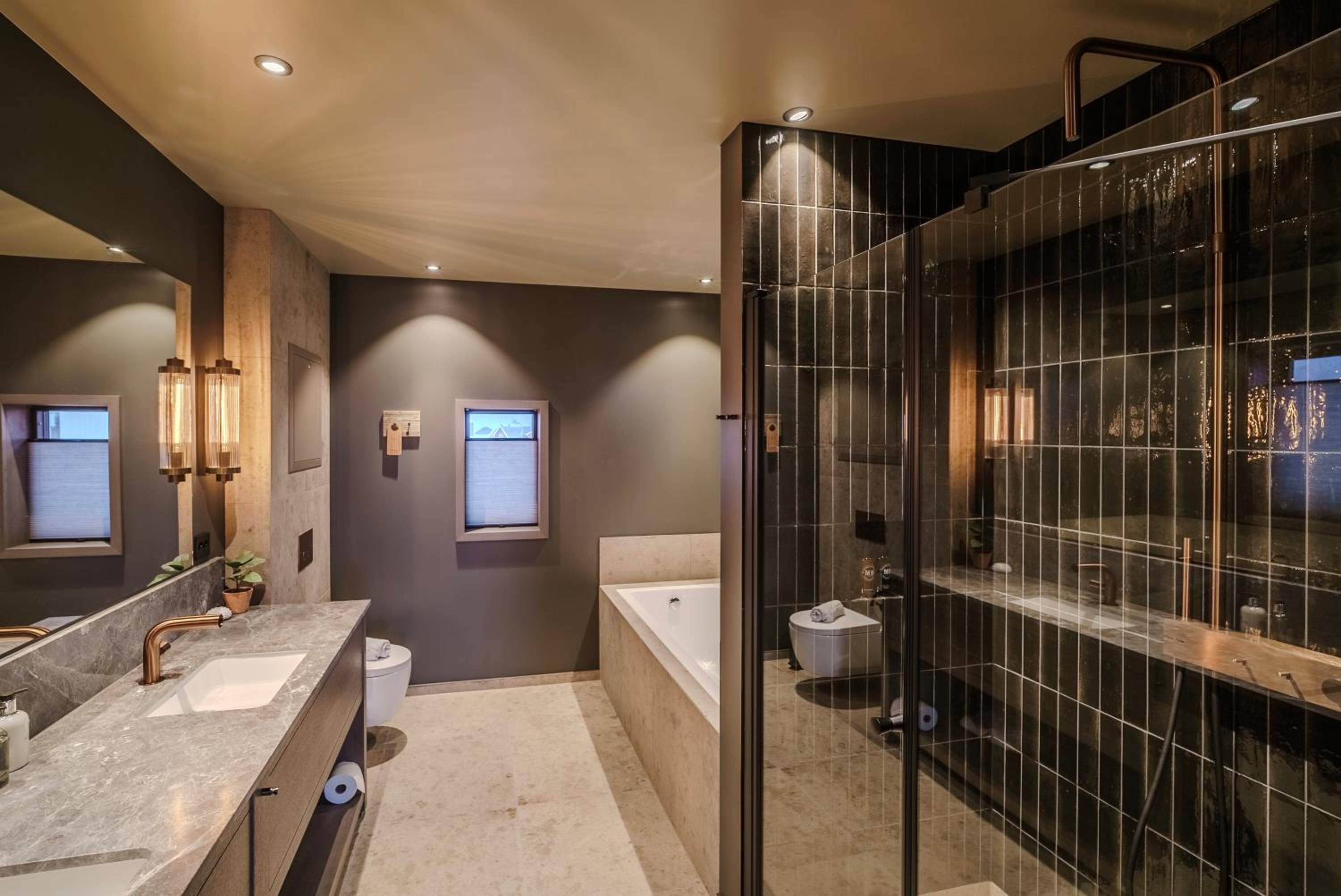 henningsvaer bryggehotell by classic norway hotels