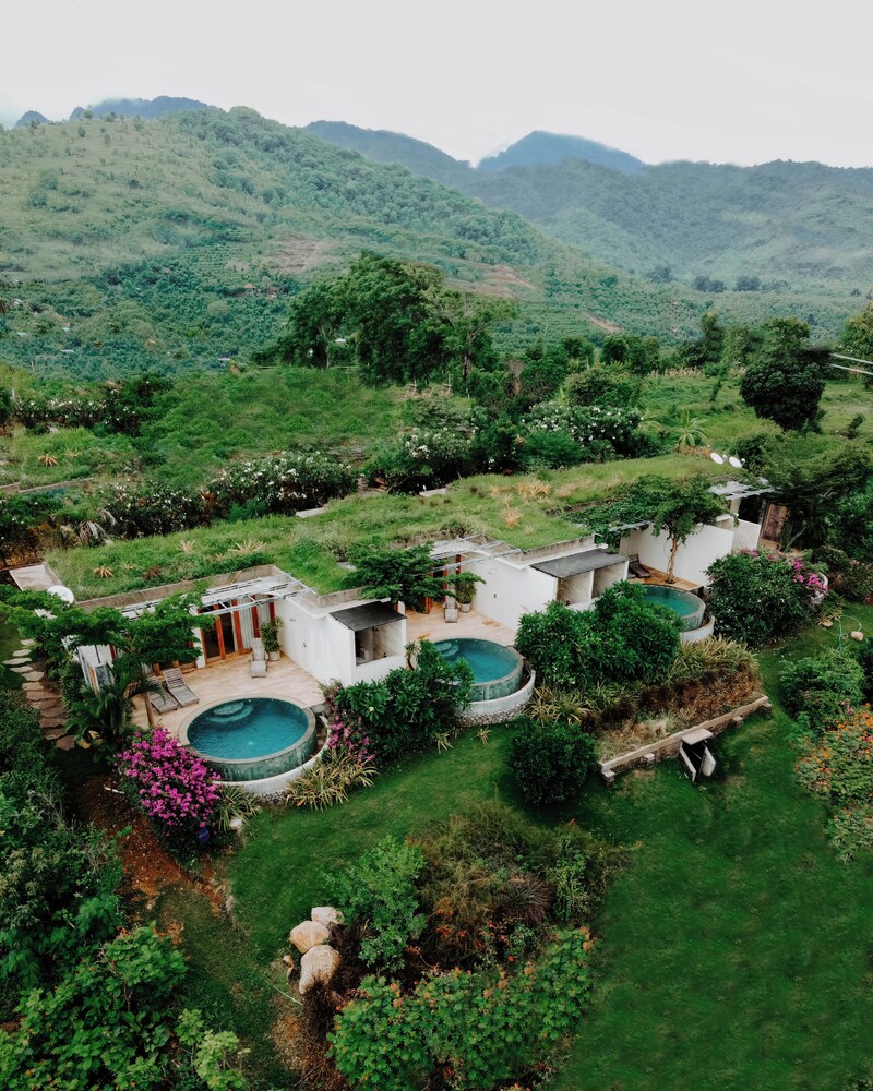 Sumberkima Hill Private Villa Retreat 46/50