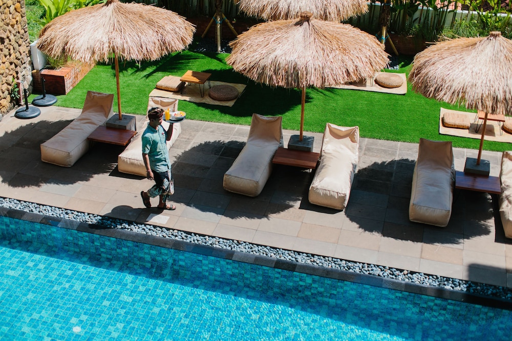 Mahogany Boutique Hotel 47/50
