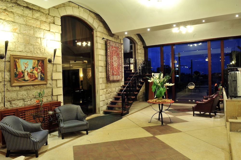 Bel Azur Jounieh 19/39
