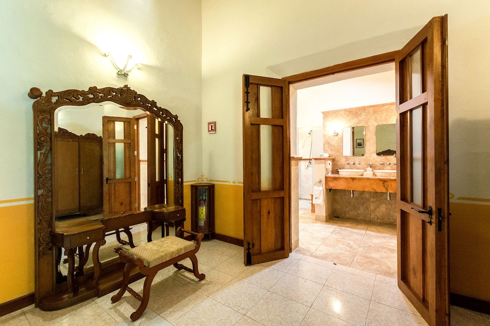 HACIENDA NOC-AC HOTEL & SPA 48/50