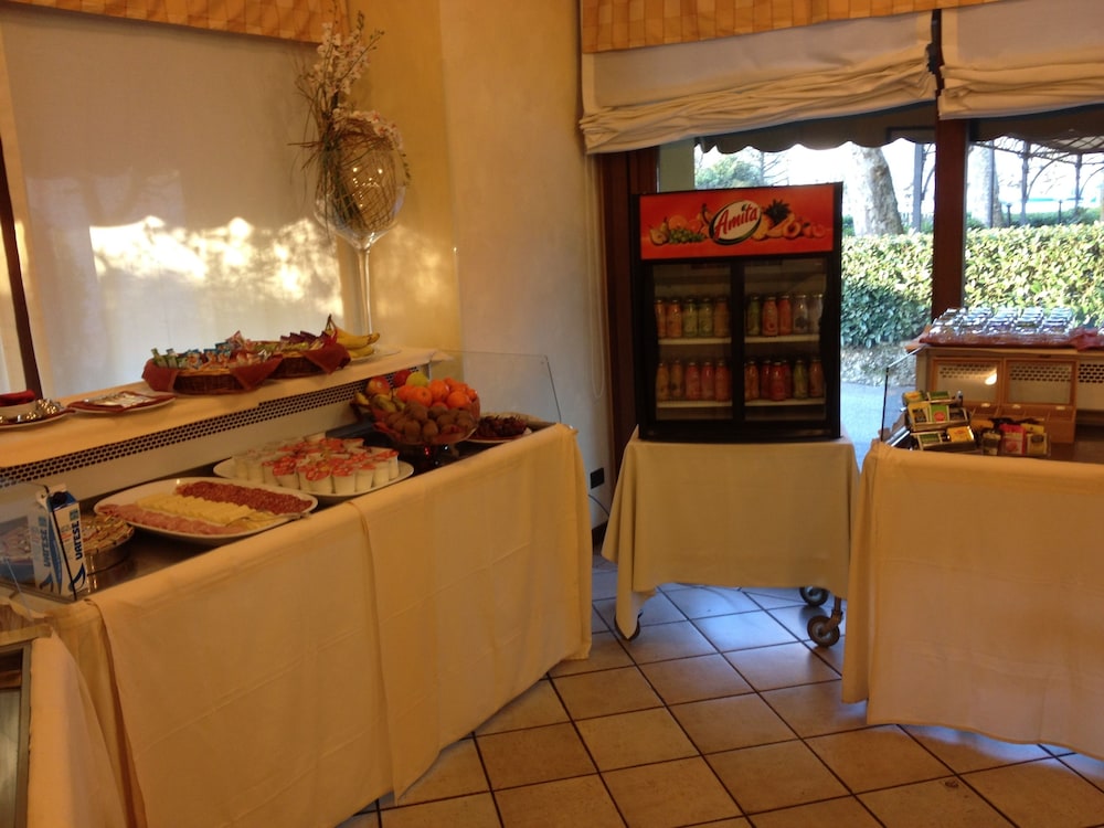 Hotel Ristorante Vecchia Riva 18/29