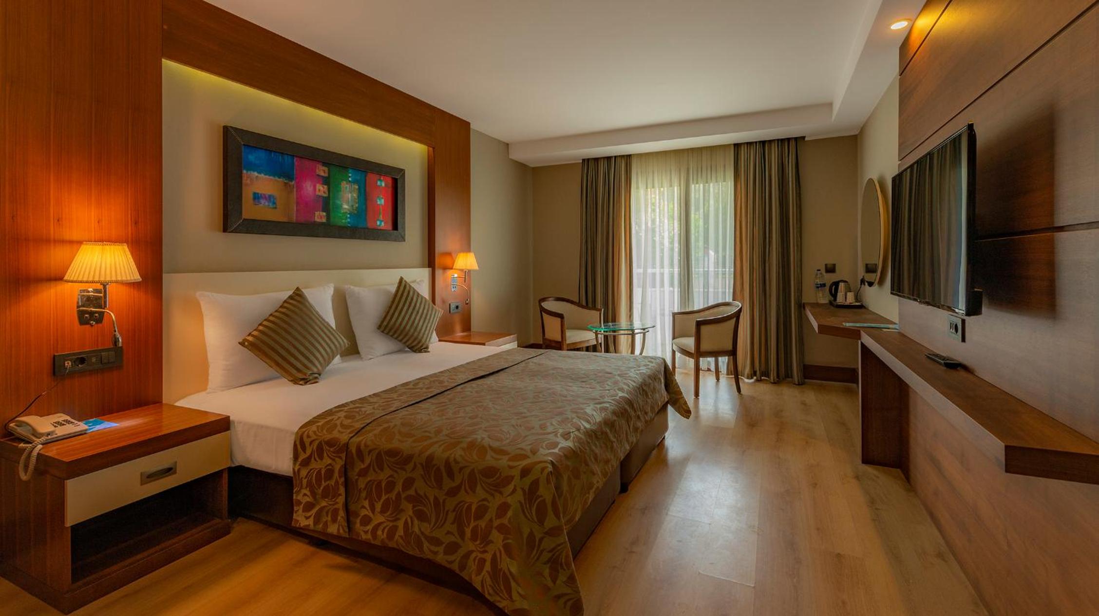 Room, Double or Twin Bed, Land View