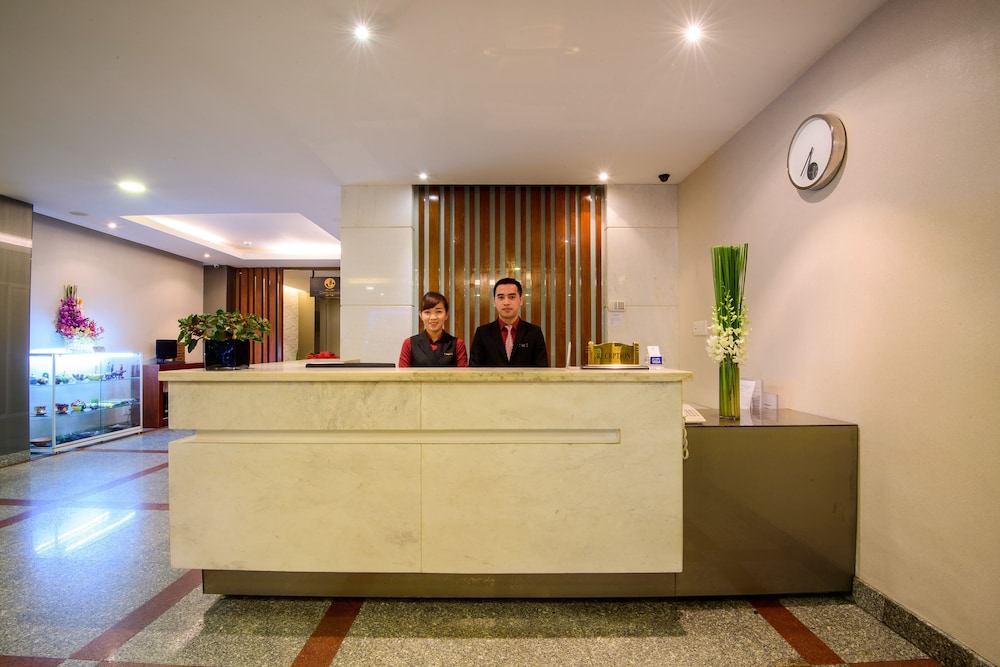 Central Park Saigon Hotel 10/58