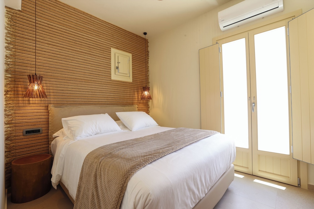Superior, Suite, Double Bed, Outdoor Jetted Tub, Sofa