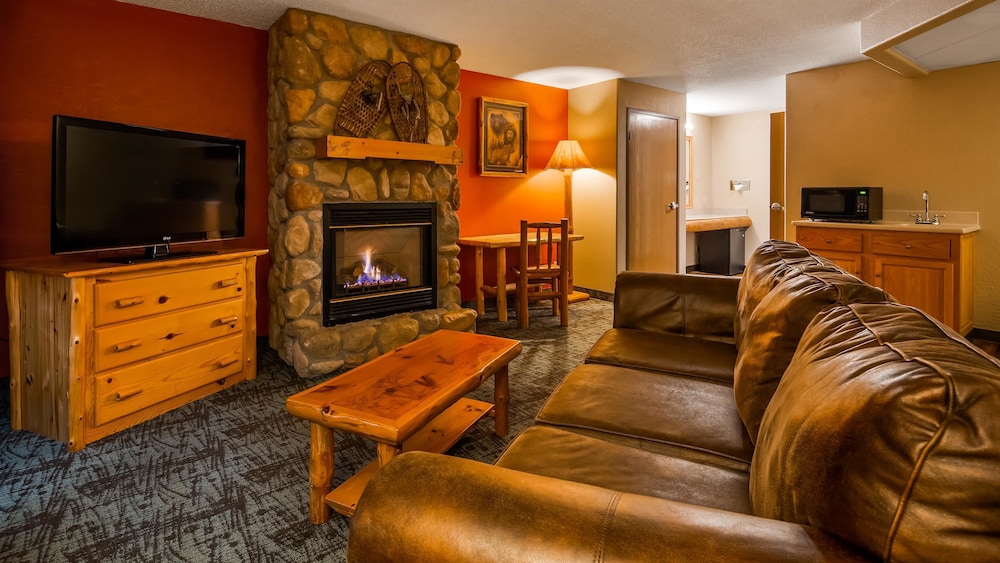 Best Western Northwoods Lodge 28/39