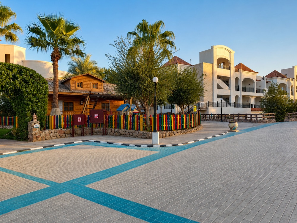 Naama Bay Hotel & Resort 65/72