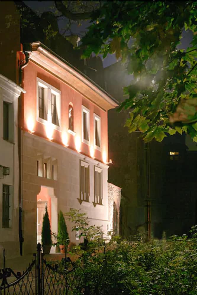 Hotel Grodek 47/50