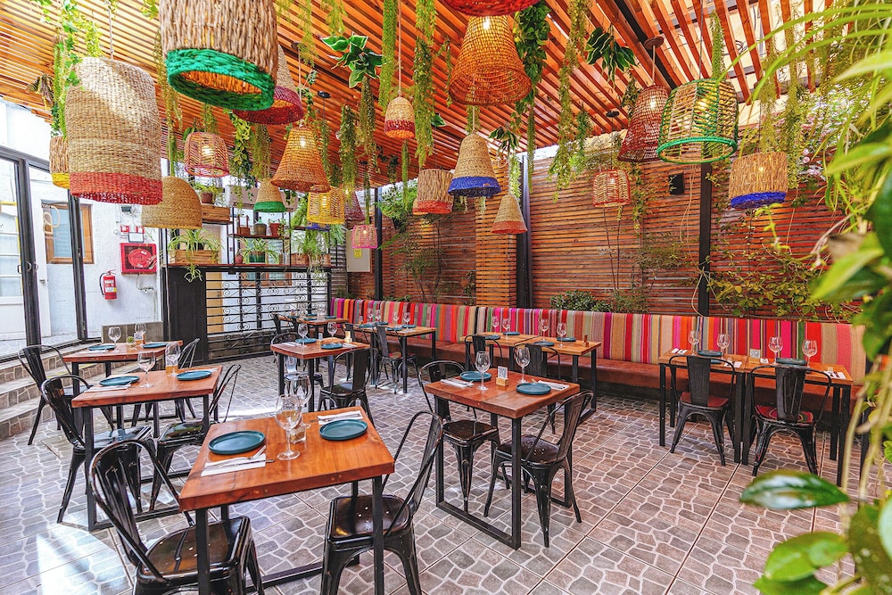 Tagle Hotel Boutique 51/64