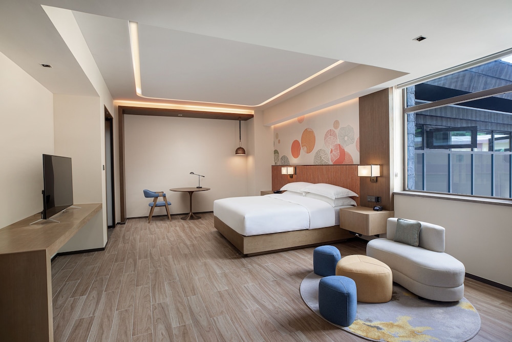 Hilton Garden Inn Jiuzhaigou China 12/51