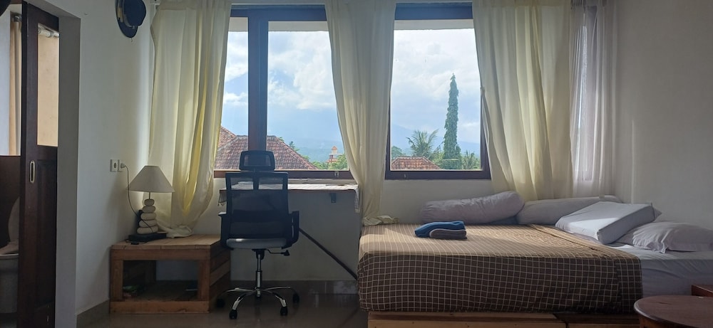 Amed Sari Beach Guesthouse 26/50