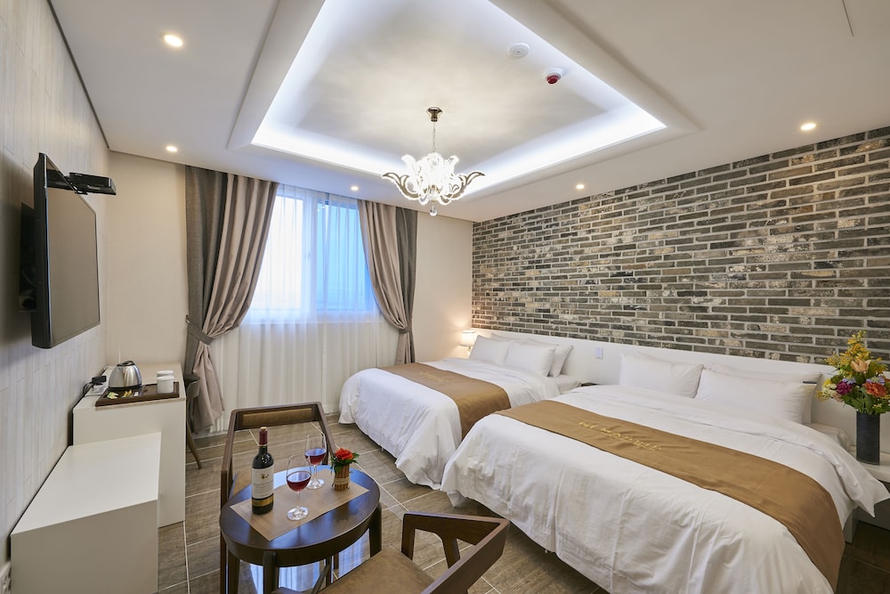 STANDARD, TWIN BEDS
