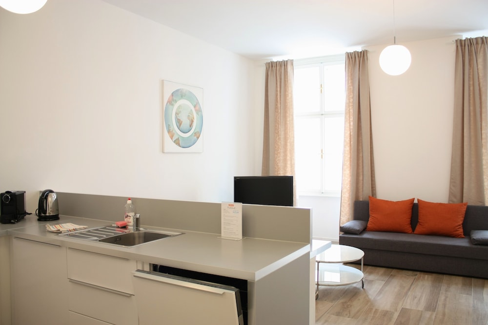 Govienna Luxury Oldtown Apartments 17/24