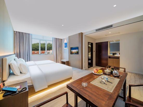 Yangjiang Tianbao Business Hotel 13/36
