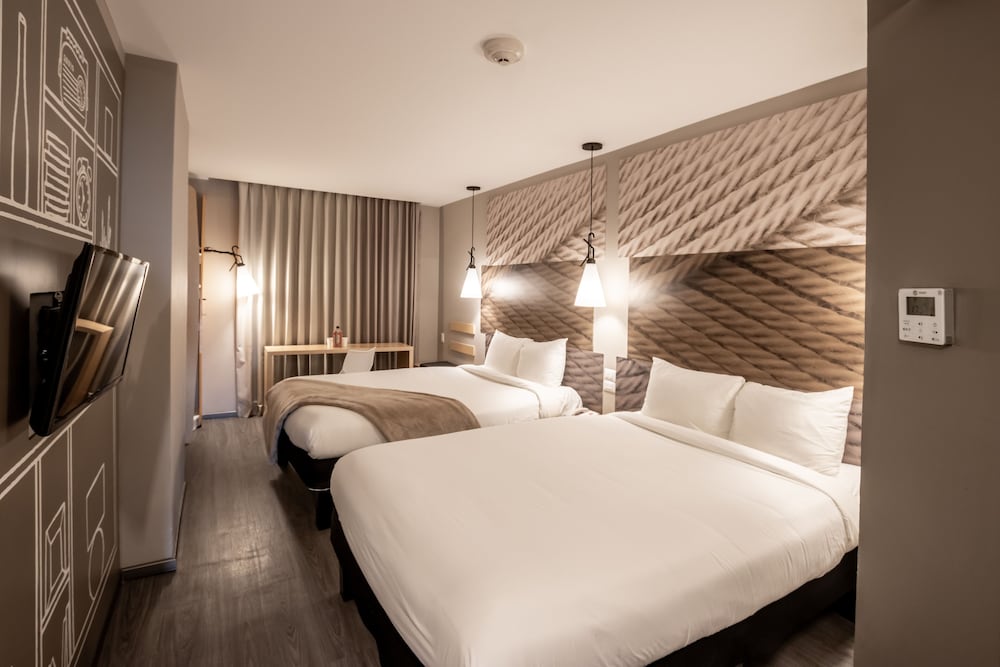 Ibis Tijuana 17/50
